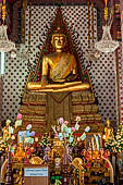 Bangkok Wat Arun - The main Buddha image inside the Phra viharn. 